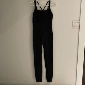 Alo Yoga seamless cable knit onesie. Size large. Black. Like new.
